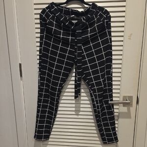 Black Windowpane Tie-Waist Women's Pants